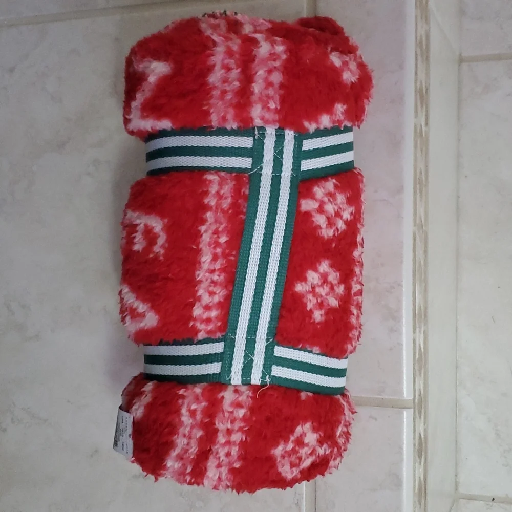 🎅 AMERICAN EAGLE Cozy Fair Isle Blanket 🎅